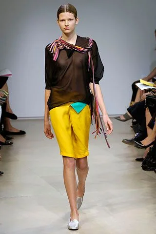 Look 10